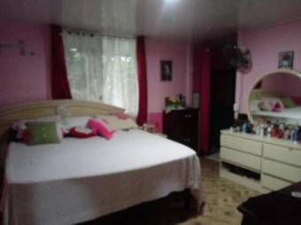 Comoda casa con Amplio terreno en Venta, Guapiles  CG-20-1404