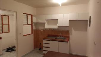 Apartamento en Alquiler en Tibás, San José. RAH 23-100