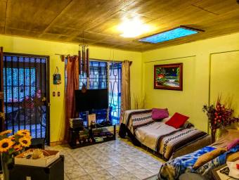 Casa en Venta en La Guácima, Alajuela. RAH 22-1473