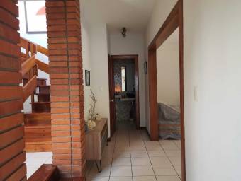 Casa en venta en Montes de Oca, San José. RAH 22-1517