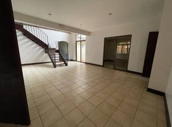 Venta de casa ubicada en San José, Santa Ana, Pozos