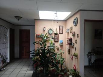 Moderna y Comoda casa en Venta, Guapiles     CG-20-1815