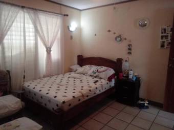 Moderna y Comoda casa en Venta, Guapiles     CG-20-1815