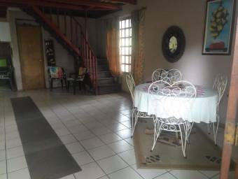 Casa en venta en Nicoya, Guanacaste. RAH 22-372