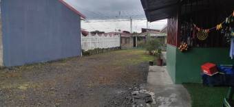 Amplia y Comoda casa en Venta, Guapiles      CG-22-2442