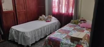 Amplia y Comoda casa en Venta, Guapiles      CG-22-2442