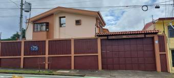 Se vende condominio en excelente ubicación 