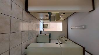 Se vende condominio en excelente ubicación 