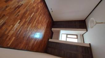 Se vende condominio en excelente ubicación 