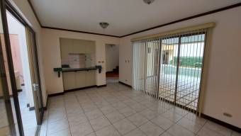 Se vende condominio en excelente ubicación 