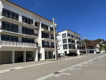 SE VENDE APARTAMENTO EN CONDOMINIO PIEDADES DE SANTA ANA