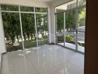 SE VENDE APARTAMENTO EN CONDOMINIO PIEDADES DE SANTA ANA