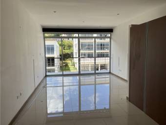 SE VENDE APARTAMENTO EN CONDOMINIO PIEDADES DE SANTA ANA