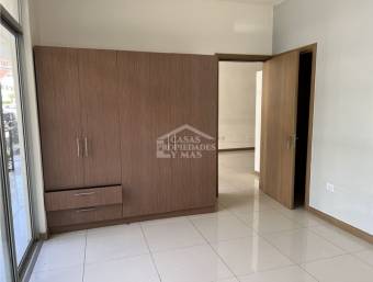 SE VENDE APARTAMENTO EN CONDOMINIO PIEDADES DE SANTA ANA