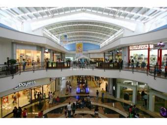 SE ALQUILA LOCAL COMERCIAL EN MALL PASEO DE LAS FLORES