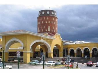 SE ALQUILA LOCAL COMERCIAL EN MALL PASEO DE LAS FLORES