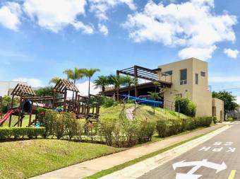 Venta de Lote en Terrafé Condominios