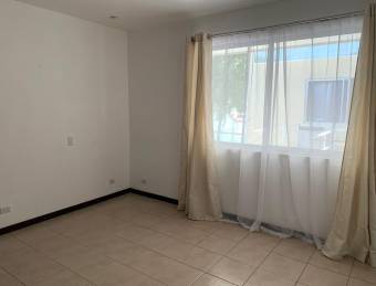 Se alquila  espacioso y moderno apartamento en Pozos de Santa Ana 23-119