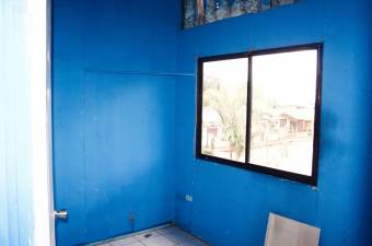 Estrategico Edificio con 4 Apartamentos en Venta, Guapiles       CG-21-1275, ₡ 58,000,000, 6, Limón, Pococí