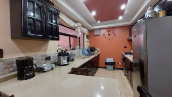 Preciosa y comoda casa familiar en Venta, CartagoSanNicolas      CG-23-55