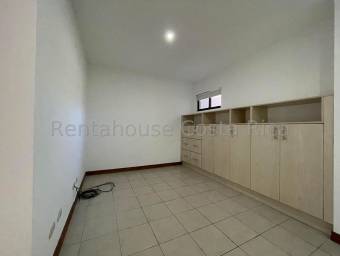 Casa en Venta en Santa Ana, San José. RAH 22-2323