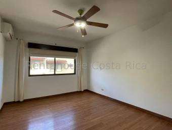 Casa en Venta en Santa Ana, San José. RAH 22-2323