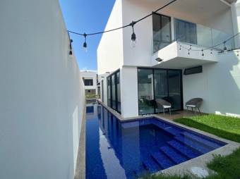 MLS-24-1 VENTA CASA SANTA ANA SAN JOSE