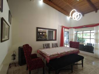 MLS-24-12 VENTA CASA SAN ISIDRO VAZQUEZ CORONADO 