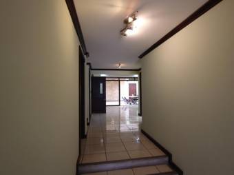 MLS-23-2386 VENTA CASA CURRIDABAT SAN JOSE