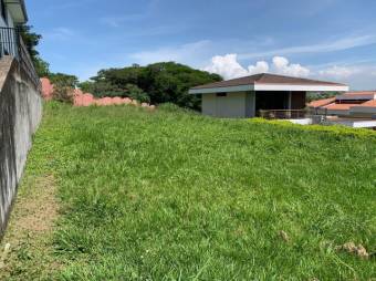 MLS-24-18 VENTA LOTE LA GUACIMA ALAJUELA