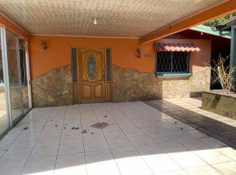 Venta de casa ubicada en San José, Santa Ana, Pozos