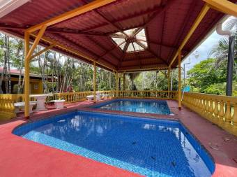 QUINTA EN ALQUILER CON CASA, PISCINA Y RANCHO BBQ, TURRUCARES, ALAJUELA