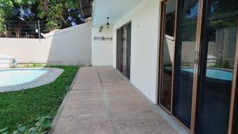 Casa en Venta en Brasil de Santa Ana. RAH 23-2628