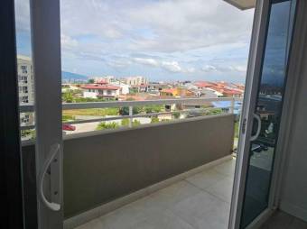 Se alquila moderno y espacioso apartamento en condominio de Granadilla en Curridabat 24-1655