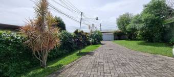 House for sale in San Rafael de Heredia LARGE GREEN AREA 1709 M2