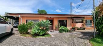 House for sale in San Rafael de Heredia LARGE GREEN AREA 1709 M2