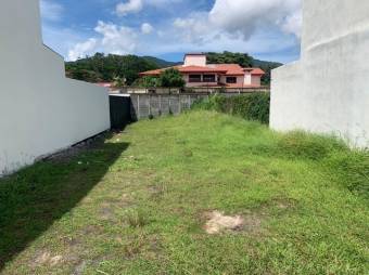 Se vende lote plano de 329m2 en condominio de Santa Ana de San José 24-90