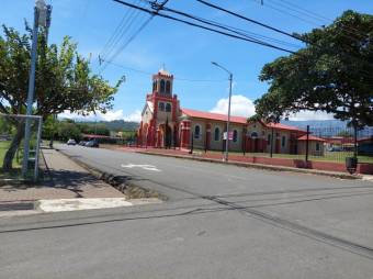 Se vende lote de 812m2 en zona de Desamparados en Alajuela 23-3050