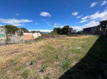 Se vende lote de 833m2 con uso de sueño mixto en Escazú Centro 23-2133