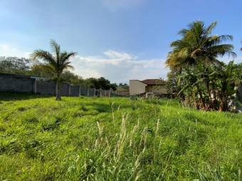 Se vende lote de 1,162m2 en Rio Oro de Santa Ana 24-1010