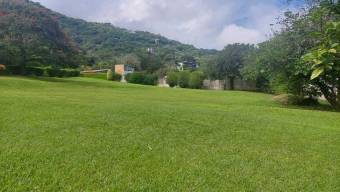 Se vende lote de plano de 1,875m2 exclusiva zona de Santa Ana 24-1542