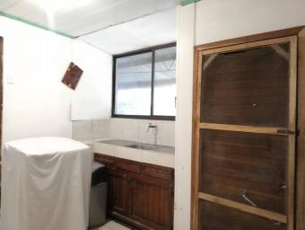 Venta de Casa  Apto en Hospital, San José. RAH 24-1344