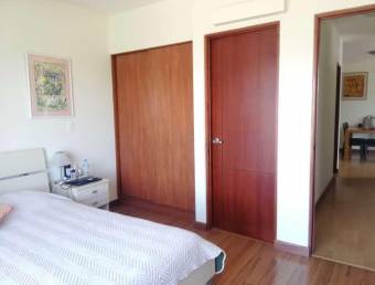 Venta de Apartamento en San Rafael, Escazú. RAH 23-2741