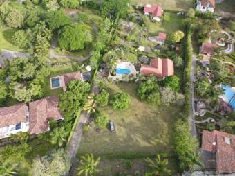 Se vende amplia finca en residencial de lujo con 5,366m2 en Guácima de Alajuela 24-1320