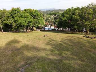 Se vende amplia finca en residencial de lujo con 5,366m2 en Guácima de Alajuela 24-1320