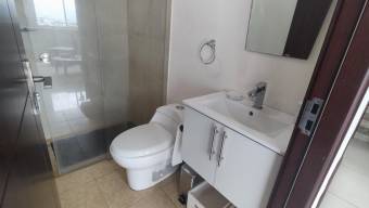 Se vende espacioso apartamento amoblado en condominio de Hatillo de San José 24-1867