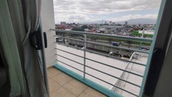 Se vende espacioso apartamento amoblado en condominio de Hatillo de San José 24-1867