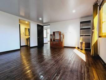 Venta de Casa  APTO en Moravia, San José. RAH 24-1886 INVERSIÓN