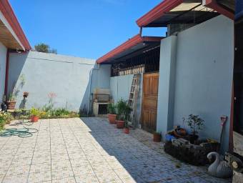 Venta de Casa en San Isidro, San José. RAH 24-1912