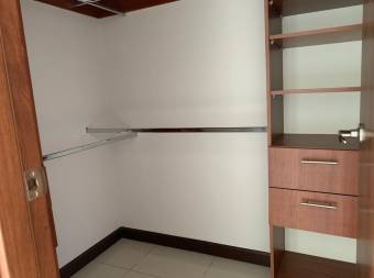 Se Vende Apartamento  en Condominio San Marino Ulloa, Heredia